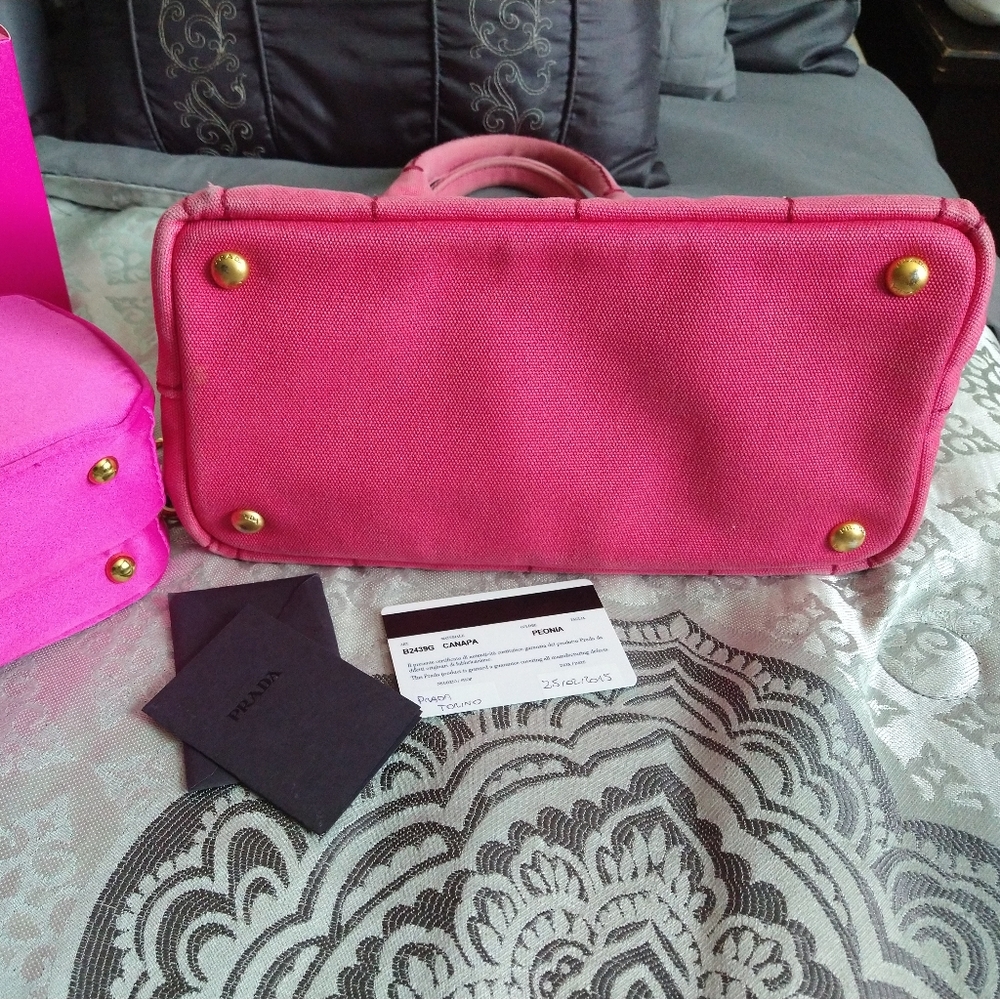 ❌SOLD❌Prada Canapa Tote Bag with Cosmetic Bag - Picture 4 of 14